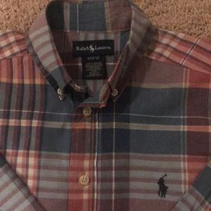 Boys long sleeve shirt barely worn